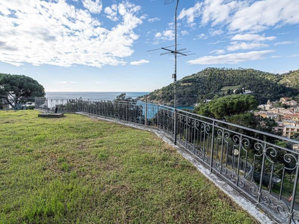 casa indipendente in vendita a Bonassola in zona Serra