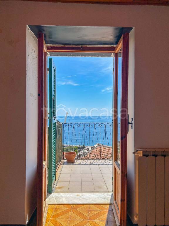 appartamento in vendita a Bonassola