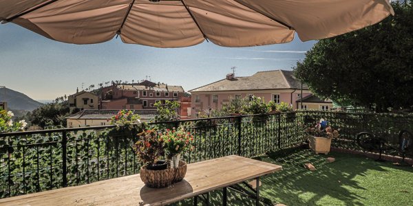 casa indipendente in vendita a Bonassola in zona Montaretto