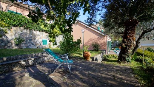 casa indipendente in vendita a Bonassola