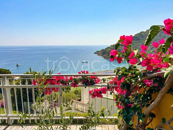 appartamento in vendita a Bonassola in zona Serra