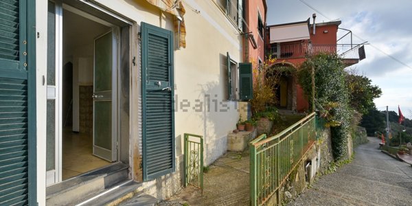 appartamento in vendita a Bonassola in zona Montaretto