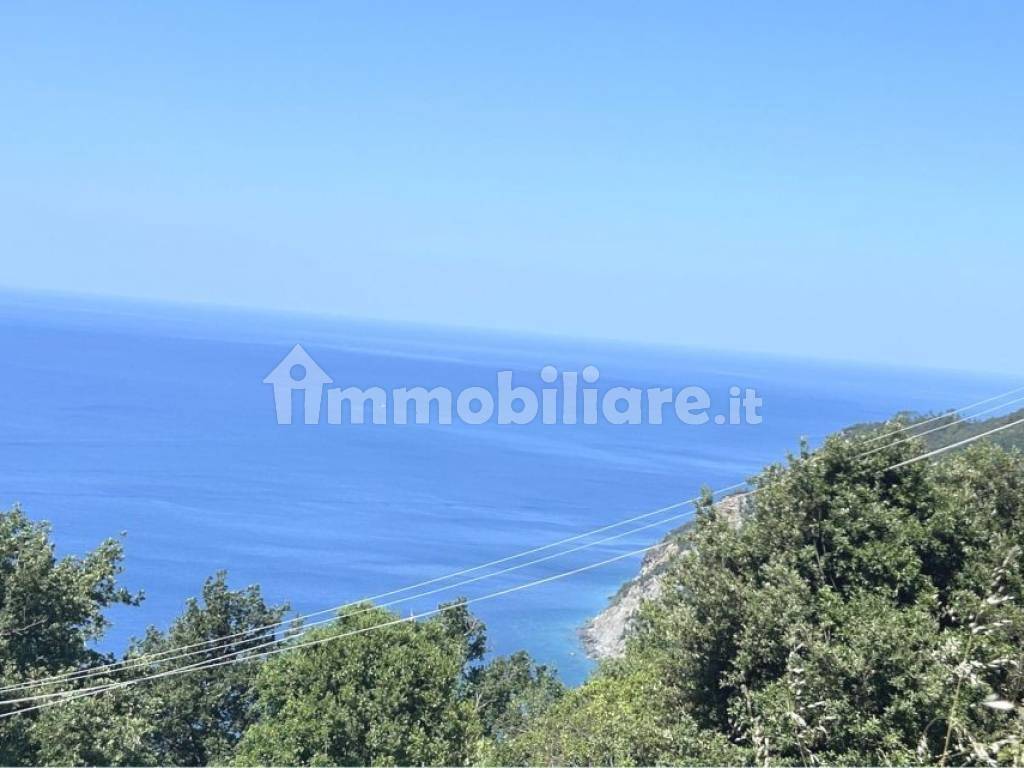 appartamento in vendita a Bonassola in zona Montaretto