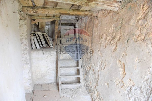 casa semindipendente in vendita a Borghetto di Vara