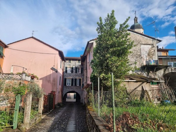appartamento in vendita a Borghetto di Vara