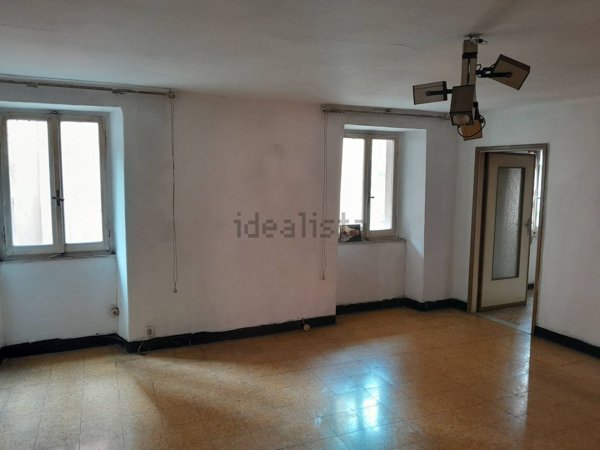 appartamento in vendita a Borghetto di Vara in zona Pogliasca