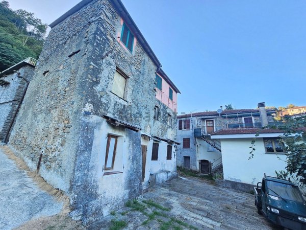 appartamento in vendita a Borghetto di Vara in zona Cassana
