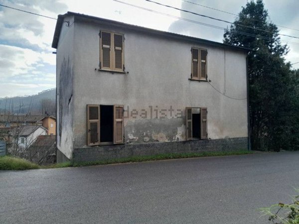 quadrivano in vendita a Borghetto di Vara