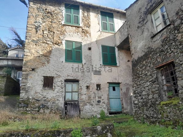 casa indipendente in vendita a Borghetto di Vara in zona Pogliasca