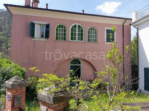 casa indipendente in vendita a Borghetto di Vara in zona Cassana