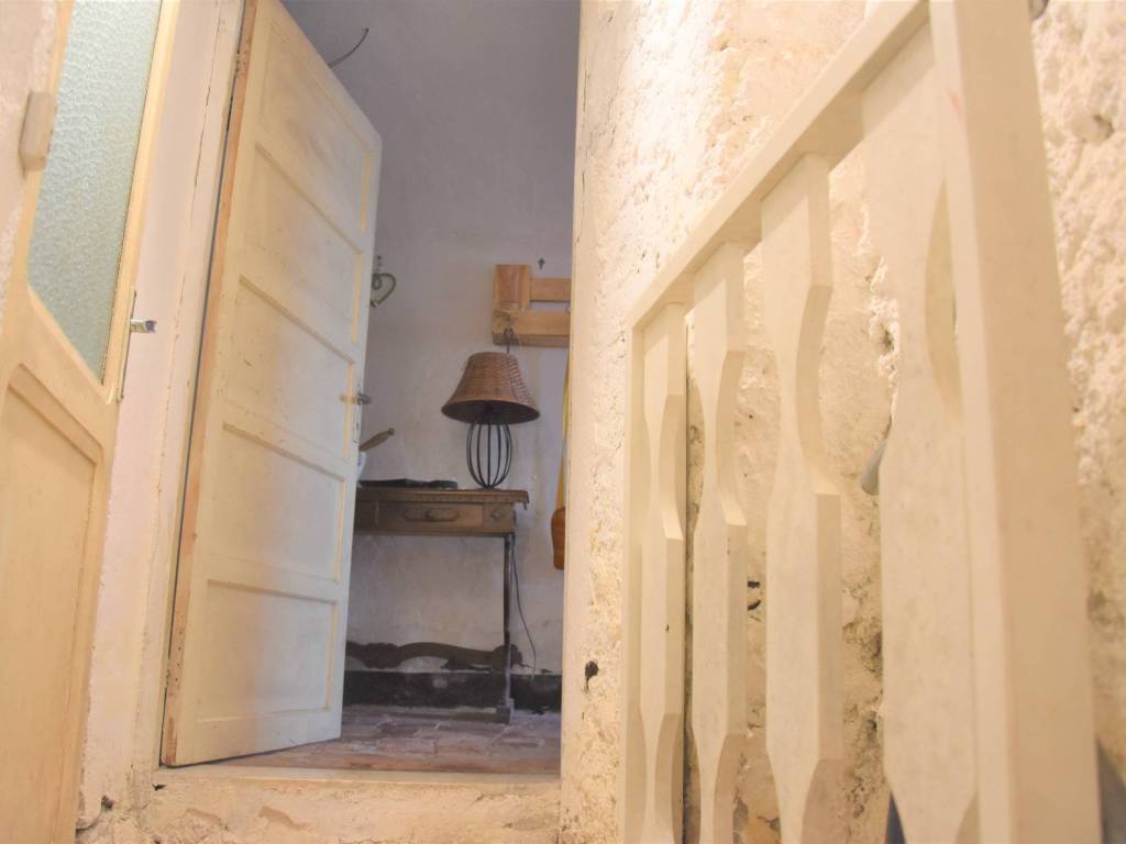 casa indipendente in vendita a Brugnato