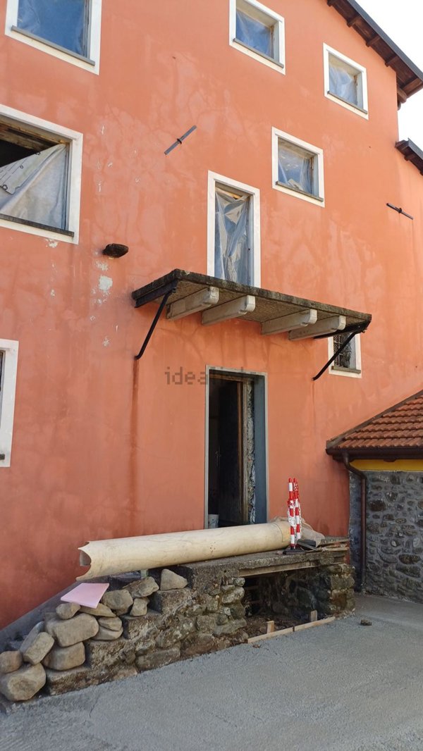 appartamento in vendita a Brugnato