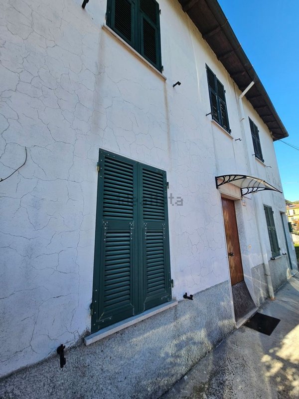 appartamento in vendita a Brugnato