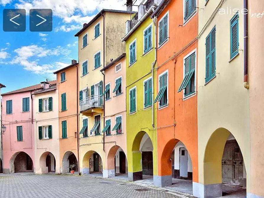 negozio in vendita a Brugnato