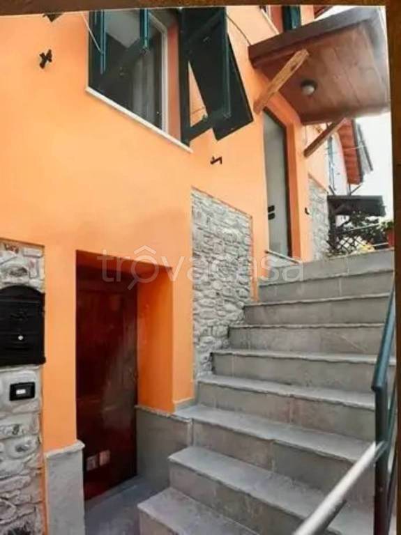 appartamento in vendita a Brugnato