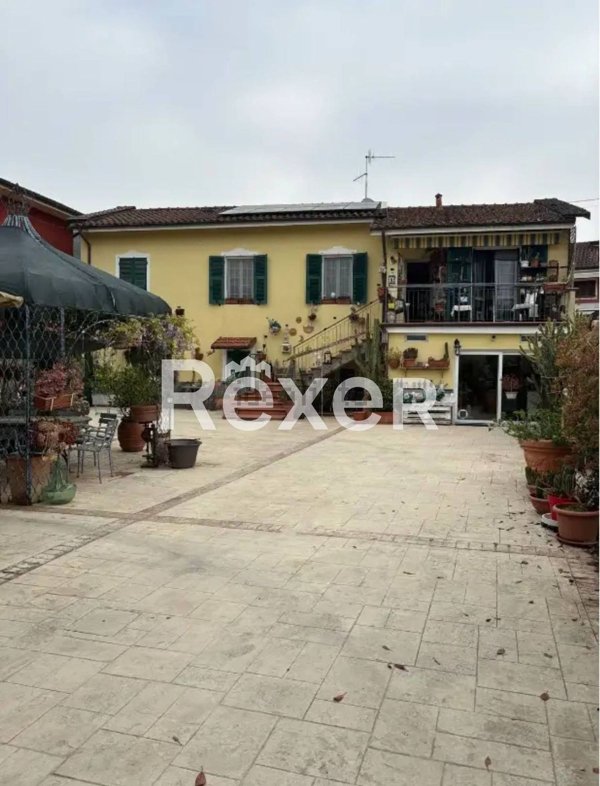 casa semindipendente in vendita a Brugnato