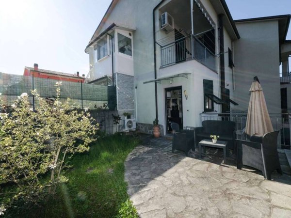 appartamento in vendita a Brugnato