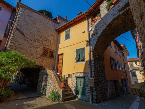 appartamento in vendita a Brugnato