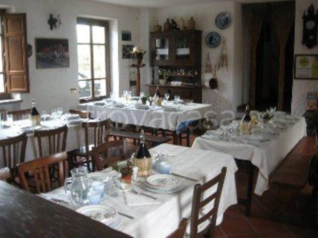 casa indipendente in vendita a Calice al Cornoviglio