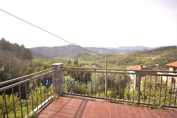 casa indipendente in vendita a Calice al Cornoviglio in zona Usurana