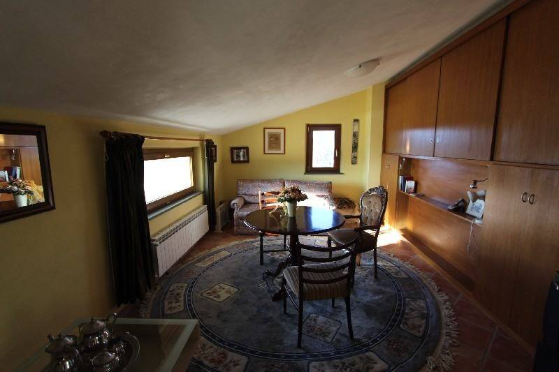 casa indipendente in vendita a Calice al Cornoviglio