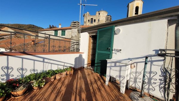 appartamento in vendita a Calice al Cornoviglio in zona Madrignano