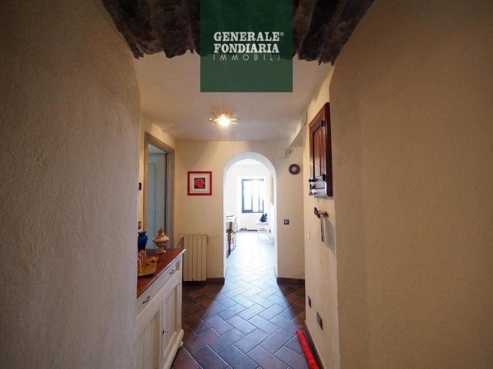casa indipendente in vendita a Calice al Cornoviglio