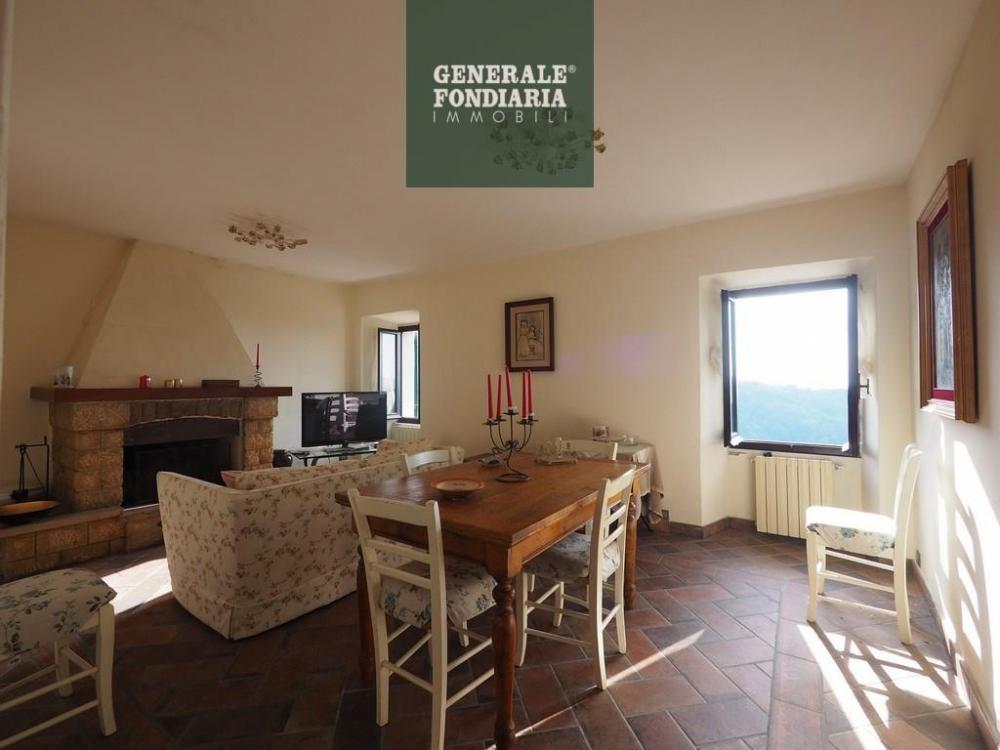 casa indipendente in vendita a Calice al Cornoviglio
