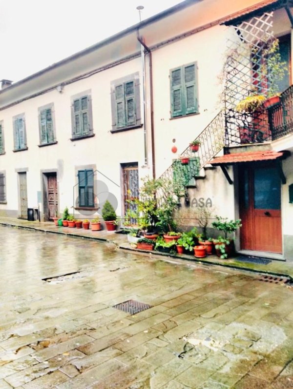 casa indipendente in vendita a Calice al Cornoviglio