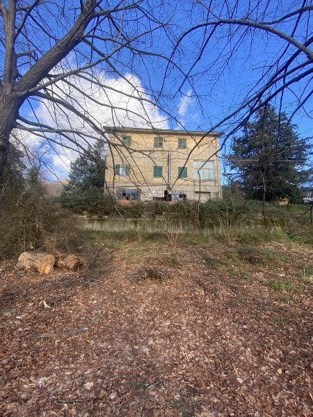casa indipendente in vendita a Calice al Cornoviglio in zona Villagrossa