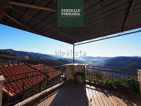 appartamento in vendita a Calice al Cornoviglio