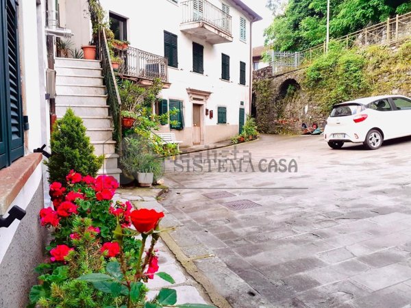 appartamento in vendita a Calice al Cornoviglio