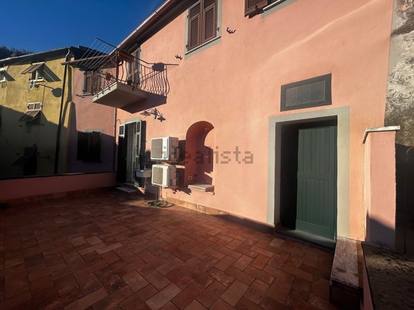 appartamento in vendita a Calice al Cornoviglio