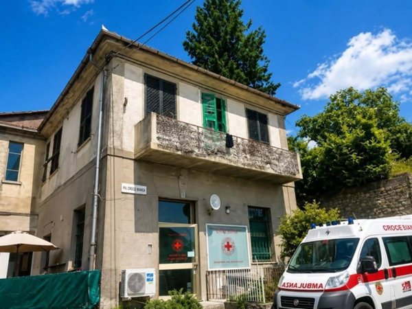 negozio in vendita a Calice al Cornoviglio