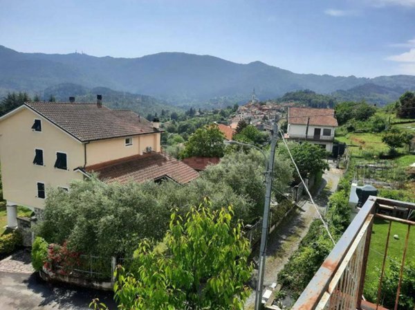 appartamento in vendita a Carro