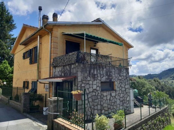 appartamento in vendita a Carro