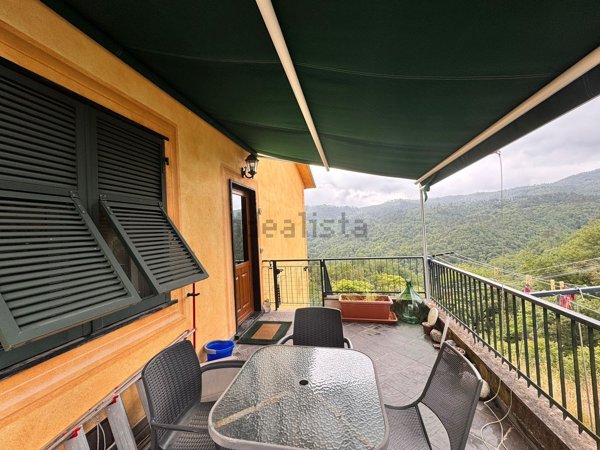 appartamento in vendita a Carro