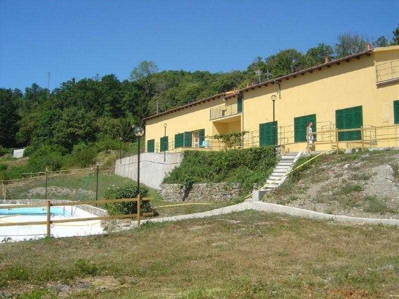 appartamento in vendita a Carro