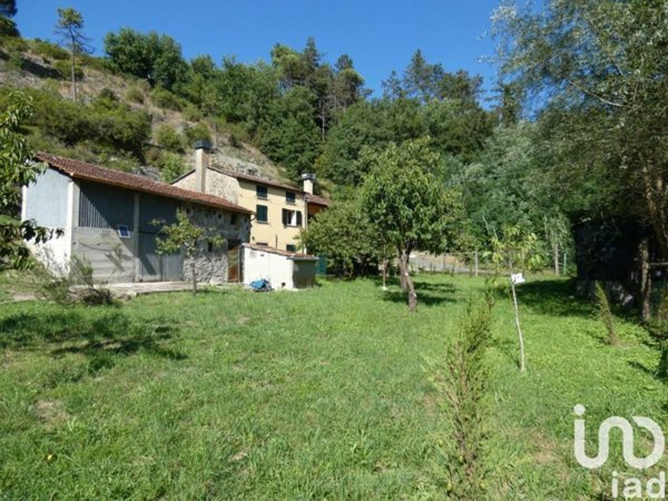 appartamento in vendita a Carro