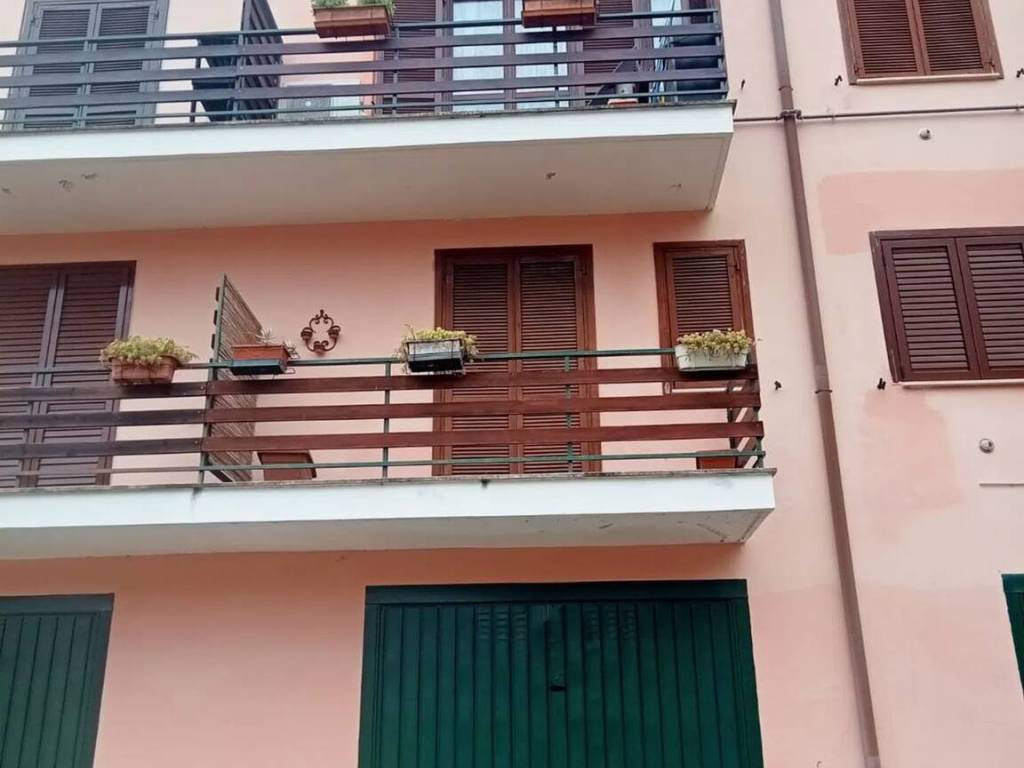 appartamento in vendita a Carro