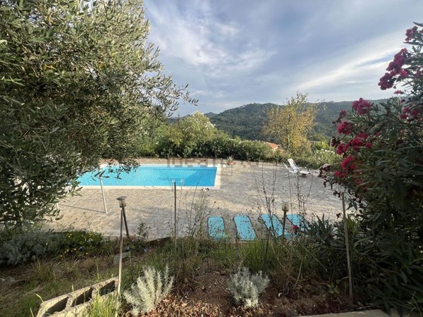 casa indipendente in vendita a Carro