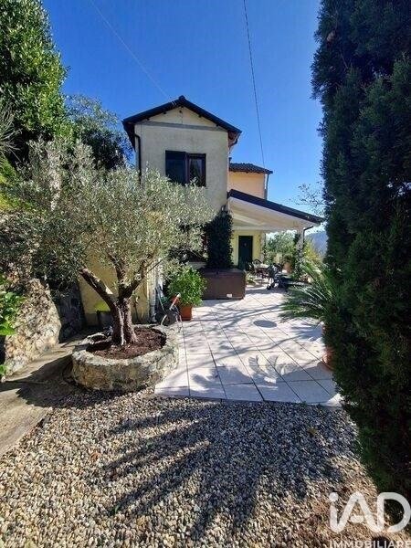 casa indipendente in vendita a Carro