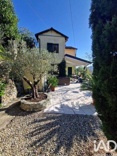 casa indipendente in vendita a Carro