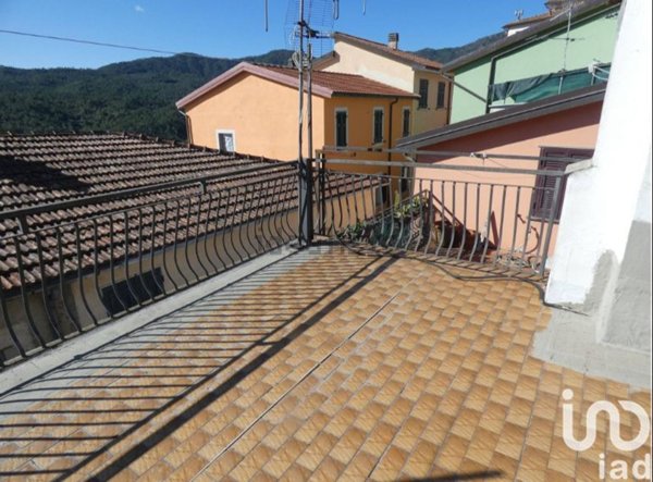 appartamento in vendita a Carro