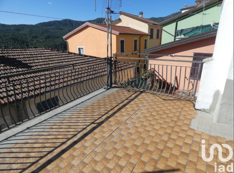 appartamento in vendita a Carro