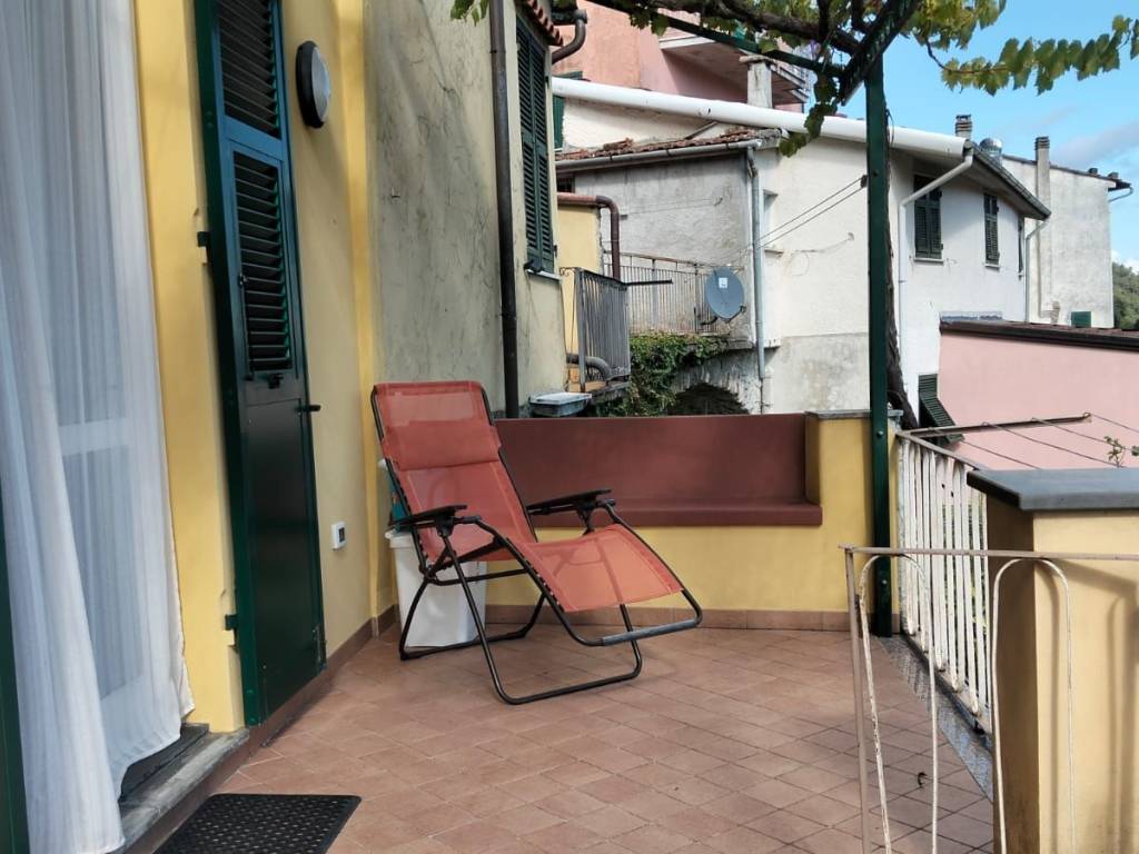 appartamento in vendita a Carro