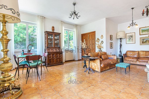 casa indipendente in vendita a Carro