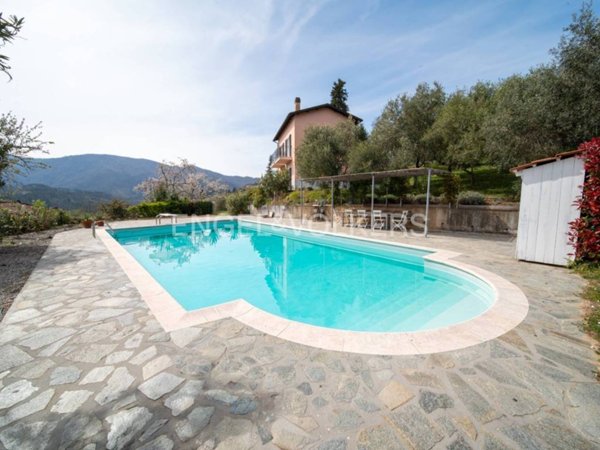 casa indipendente in vendita a Carro