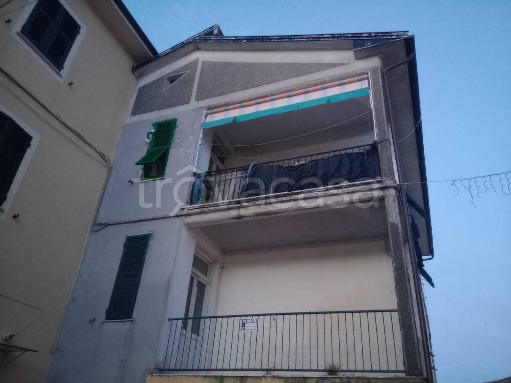 appartamento in vendita a Carro