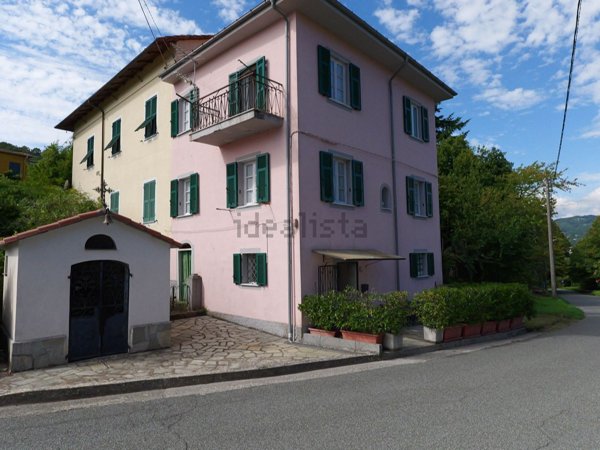 casa indipendente in vendita a Carro